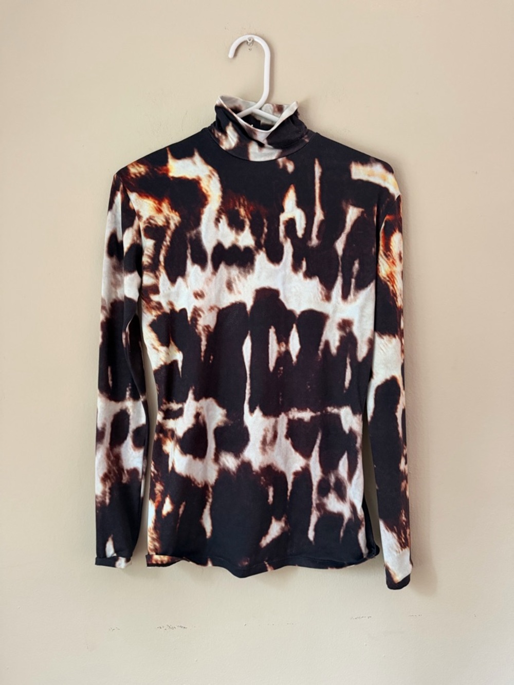 Women's Long Sleeve Mock Turtleneck Top in Black and Brown Animal Print Pattern